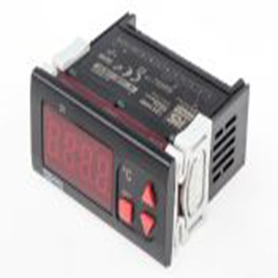 RS PRO,124-1052,温控开关, 24 V ac电源, 继电器输出, 面板安装安装, IP20, IP65, 77 x 35mm