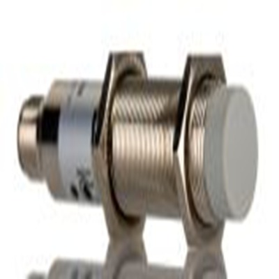 RS PRO,184-5598,电容式接近开关, 螺纹管主体, M18, 可检测8 mm, 非嵌入式安装, IP67, 91.5mm