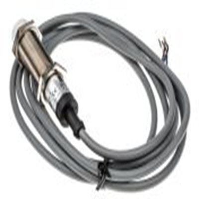 RS PRO,184-5599,电容式接近开关, 螺纹管主体, M18, 可检测8 mm, 非嵌入式安装, 2m线长, IP67, 78mm