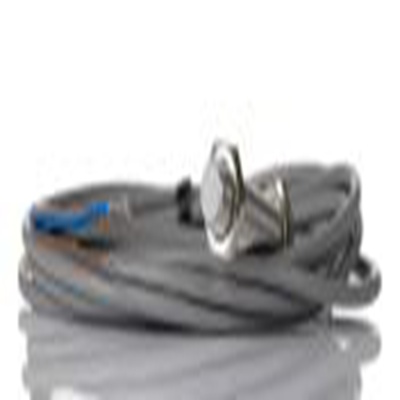 RS PRO,252-2034,电感式接近开关, 螺纹管主体, M8, 可检测2 mm, 准嵌入式安装, 2m线长, IP67, 40mm