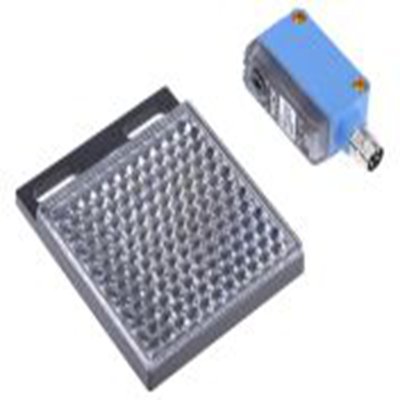 RS PRO,729-5195,逆反射光电传感器, 块状, 可检测5 m, M8 4 针连接器连接, PNP输出, LED光源, 法兰安装