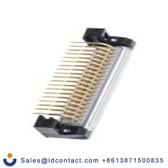 RS PRO,437-5516,37针 直角, 通孔安装 D-sub 连接器, 750.0 V 公