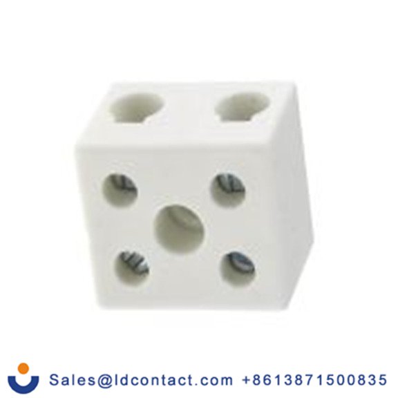 RS PRO,703-3861,非熔断型端子排, 2路, 17 mm节距, 450 V 76A, 线规6 AWG, 直接安装, 白色 螺钉, CPO系列