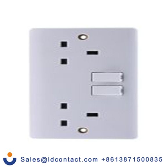 RS PRO,775-8068,G 型 - 英式 插座 开关, 2位, 13 A 室内, 230 V, 白色, RS White系列