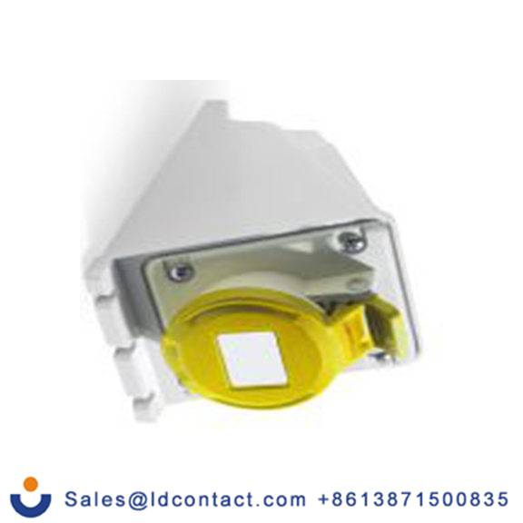 RS PRO,214-4162,16A工业连接器插座, 2P + E, 100 → 130 v, 壁挂式安装, IP44, 黄色