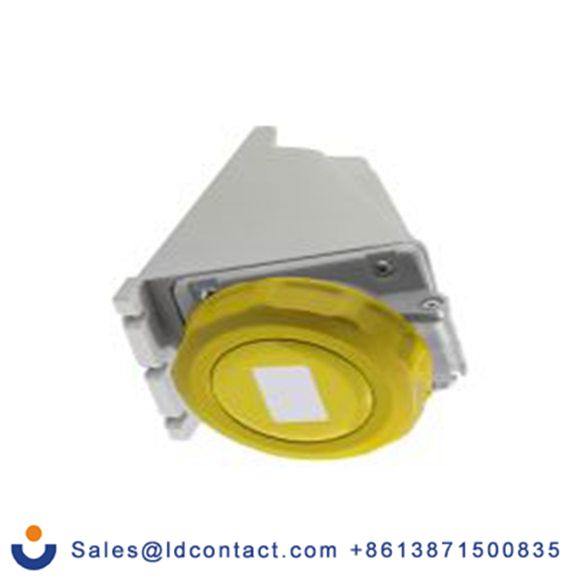 RS PRO,214-4201,32A工业连接器插座, 2P + E, 100 → 130 v, 壁挂式安装, IP67, 黄色