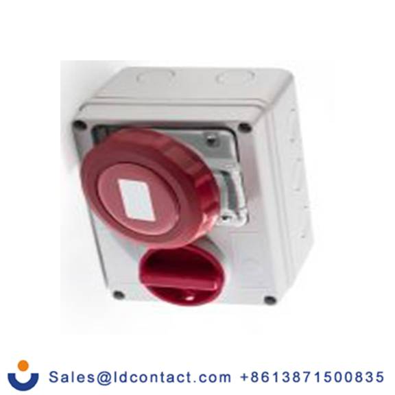 RS PRO,214-4245,16A工业连接器插座, 3P + E, 400 V, 壁挂式安装, IP67, 红色